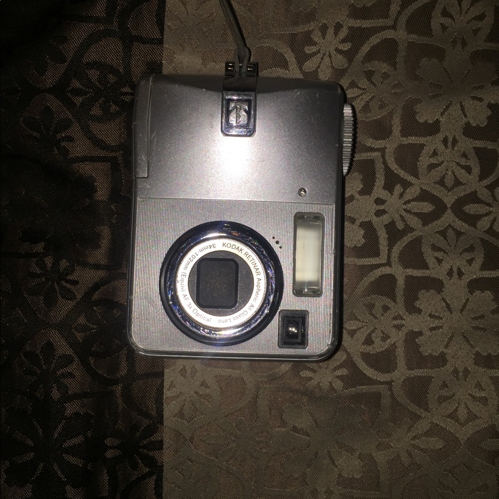 ONLY 20$ ❗️❗️❗️kodak easy share camera